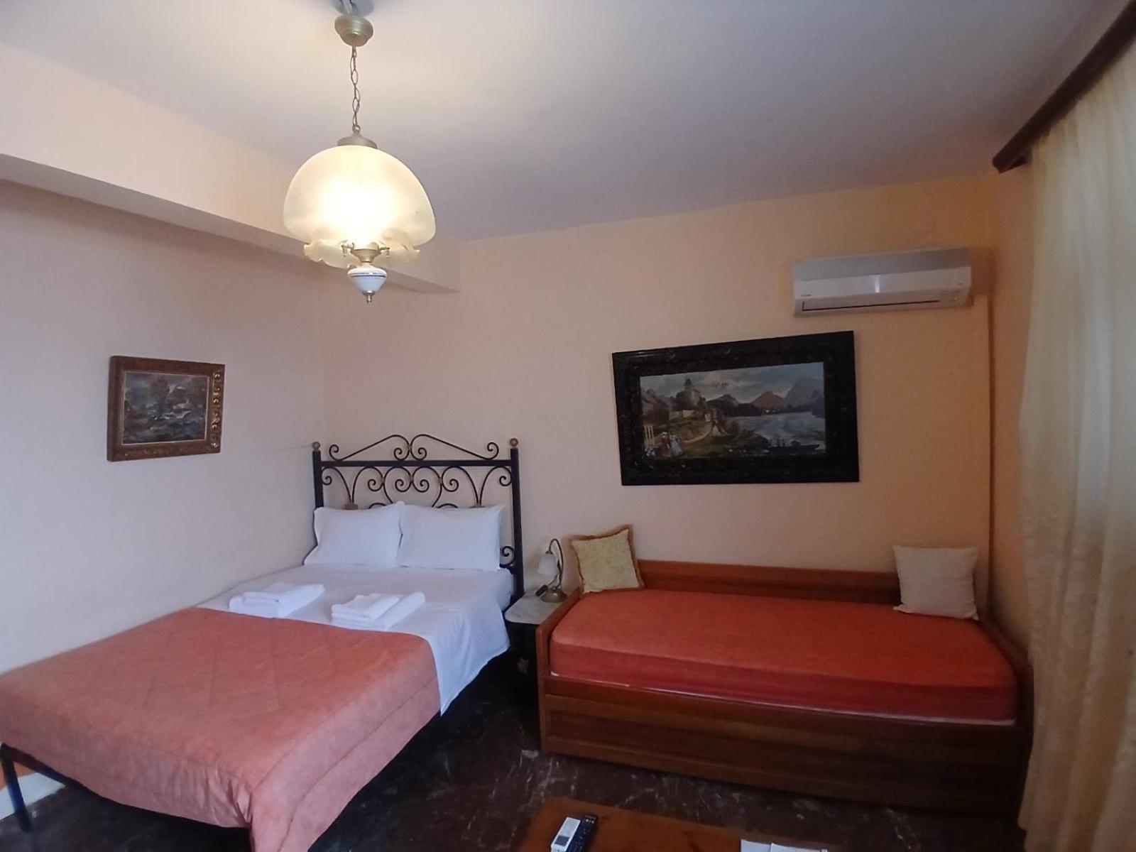 Pension Eleni Nafplio Bagian luar foto
